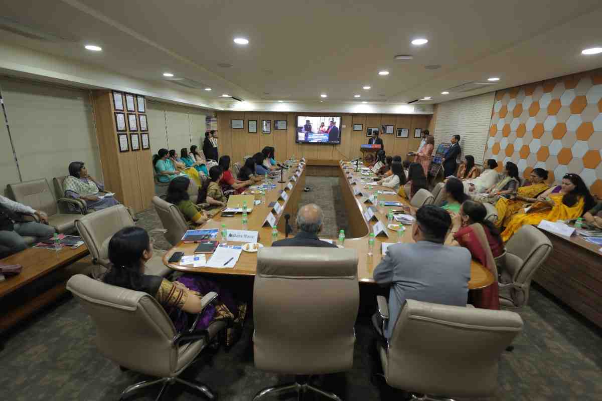 National-Roundtable 12