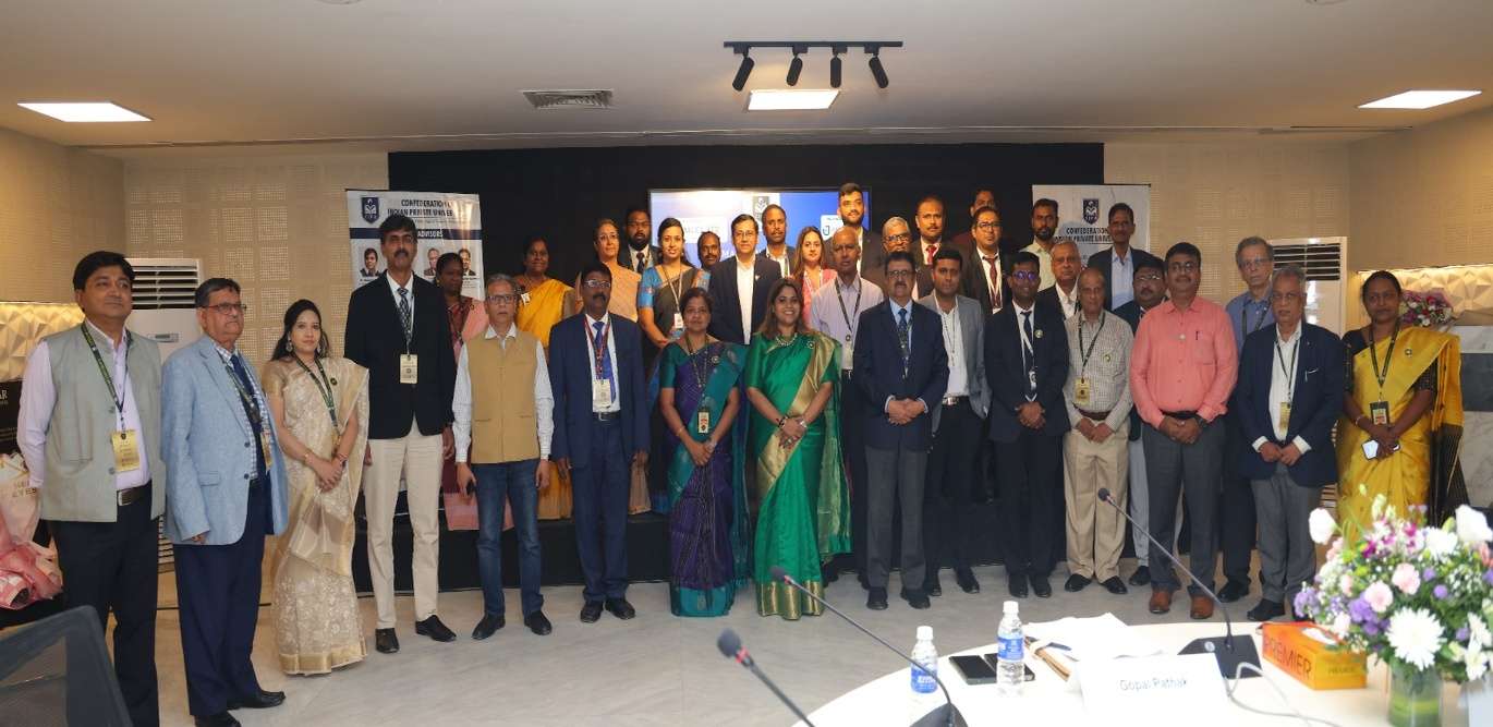 Jeppiaar University roundtable